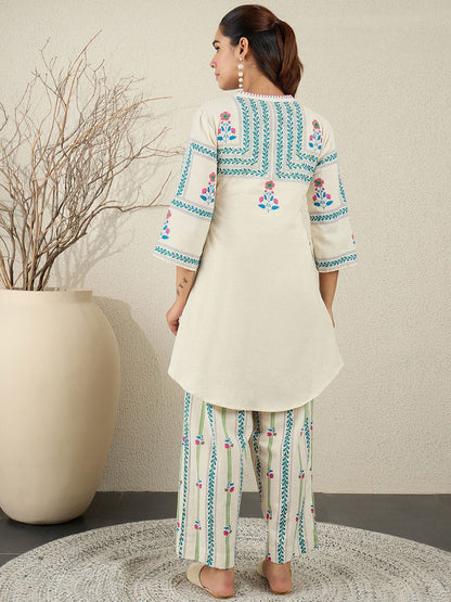 Ethnic Motifs Printed Thread Work Pure Cotton Kurta With Trouser
