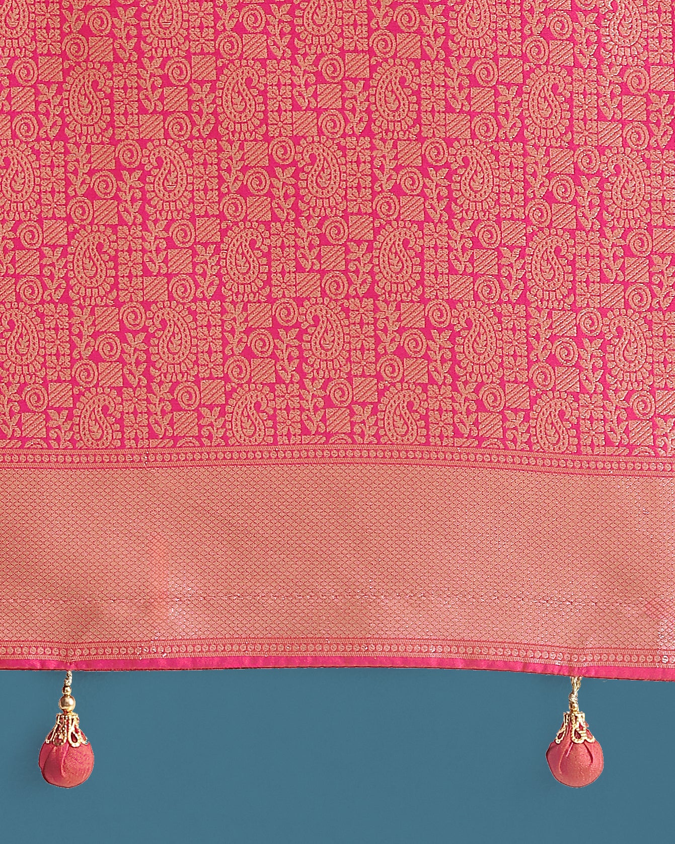 Dhiyona MJ Light Pink Colour Banarasi Silk Zari Weaving Classic Saree