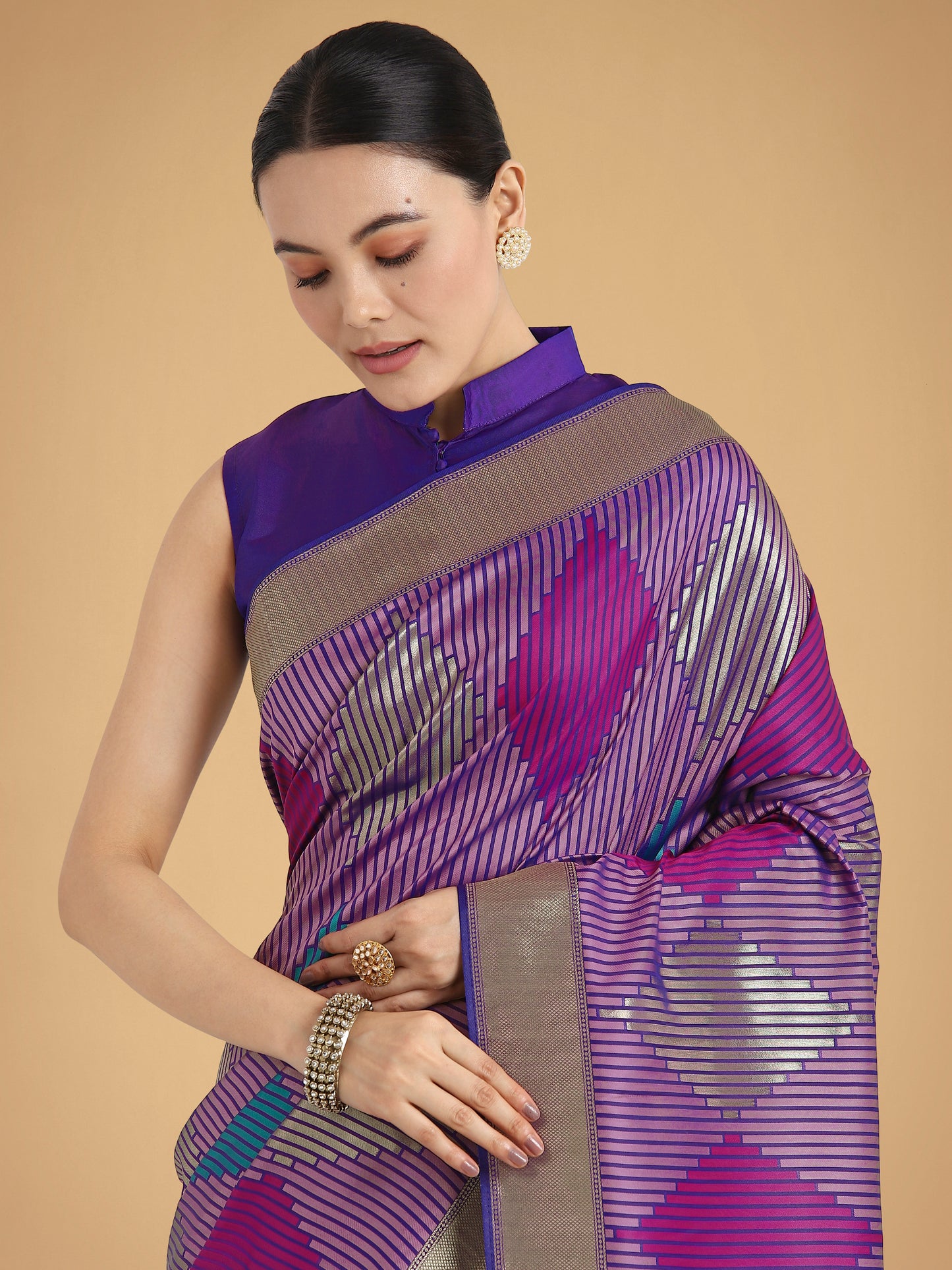 Dhiyona MJ Lavender Colour Banarasi Silk Zari Weaving Classic Saree