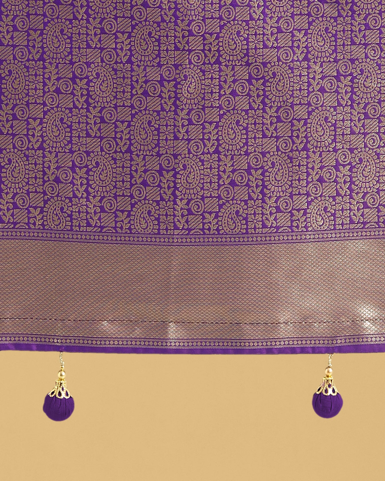 Dhiyona MJ Lavender Colour Banarasi Silk Zari Weaving Classic Saree