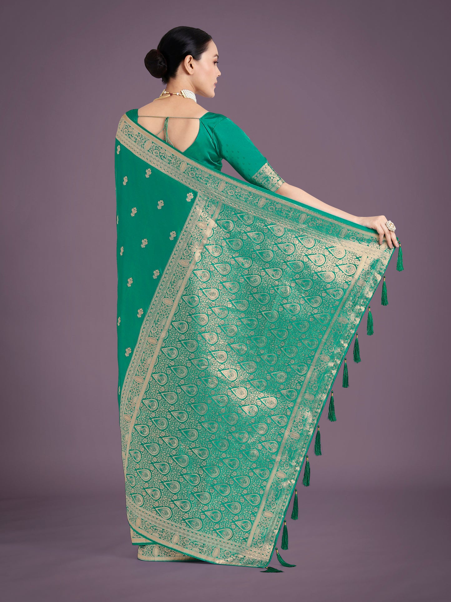 Dhiyona MJ Turquoise With Gold Bordar Banarasi Woven Satin Saree