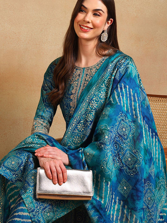 Dhiyona KL Ethnic Motifs Printed Thread Work Straight Kurta With Trouser & Dupatta