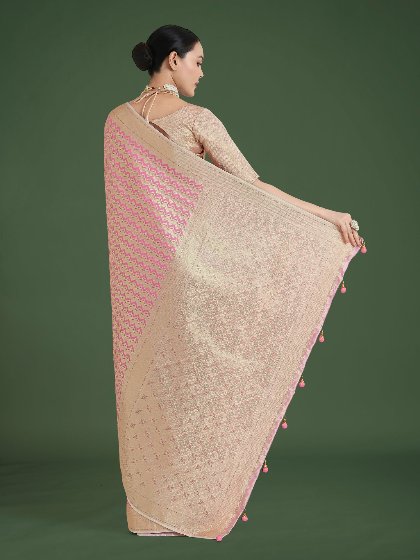 Dhiyona MJ Wonderful Light Pink Soft Banarasi Satin Silk Leheriya Design Saree
