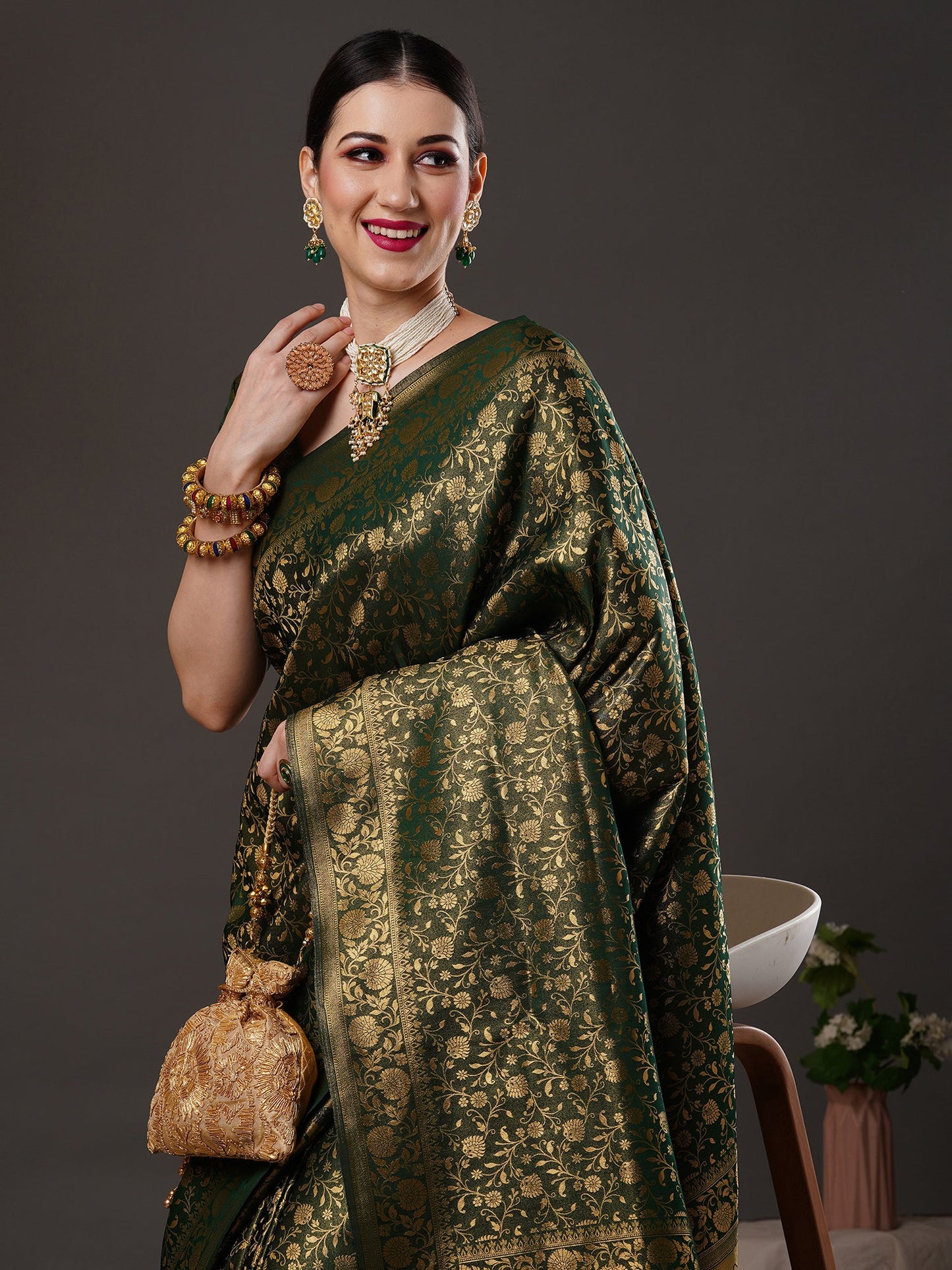 Women's Silk Blend Green Woven Design Designer Saree With Blouse Piece