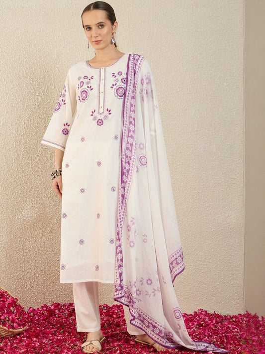 Women Floral Embroidered Regular Thread Work Pure Cotton Kurta with Trousers & With Dupatta