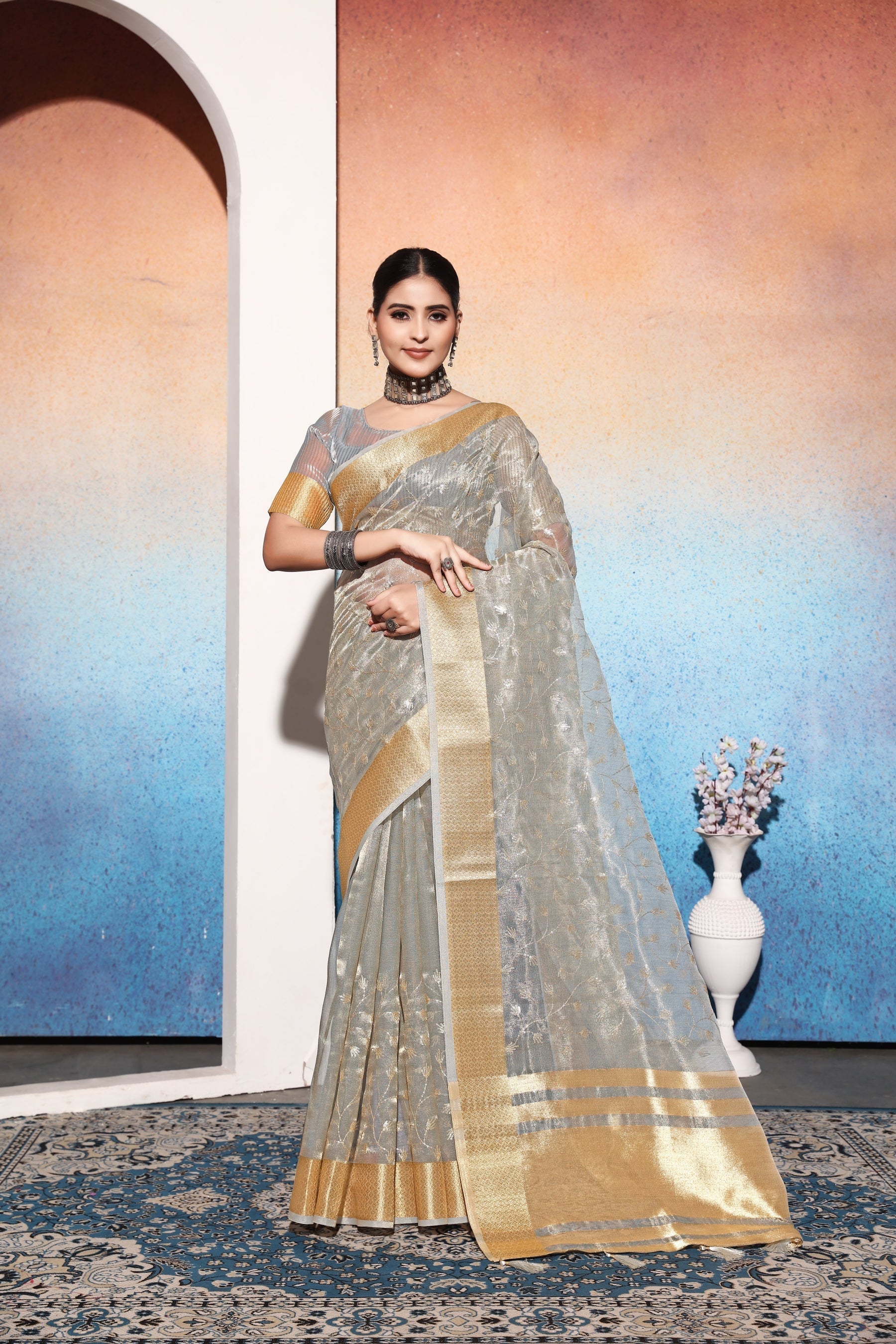Dhiyona GR Women's Amani Grey Tissue Cotton Silk Embroidered Saree