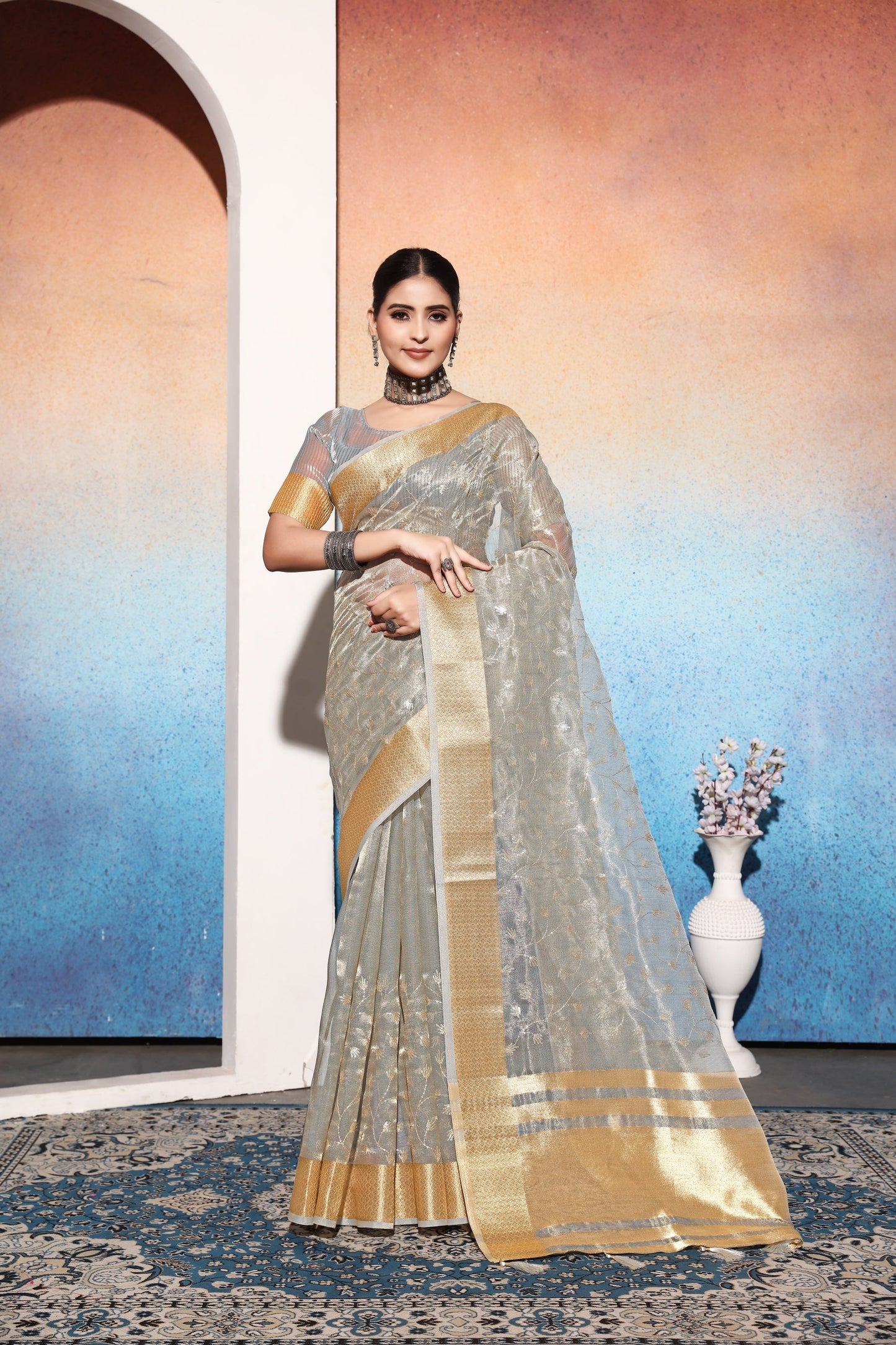 Dhiyona GR Women's Amani Grey Tissue Cotton Silk Embroidered Saree