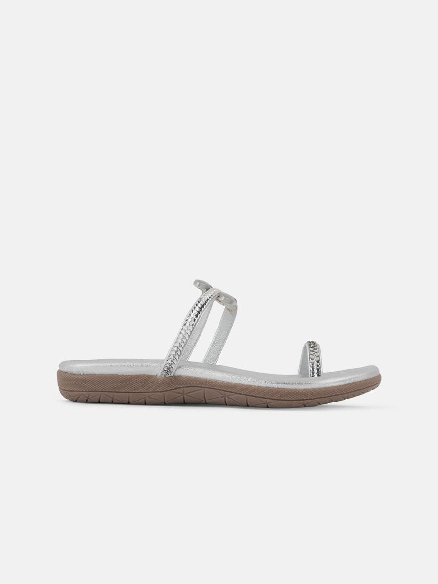Dhiyona AK Silver-Toned One Toe Flats