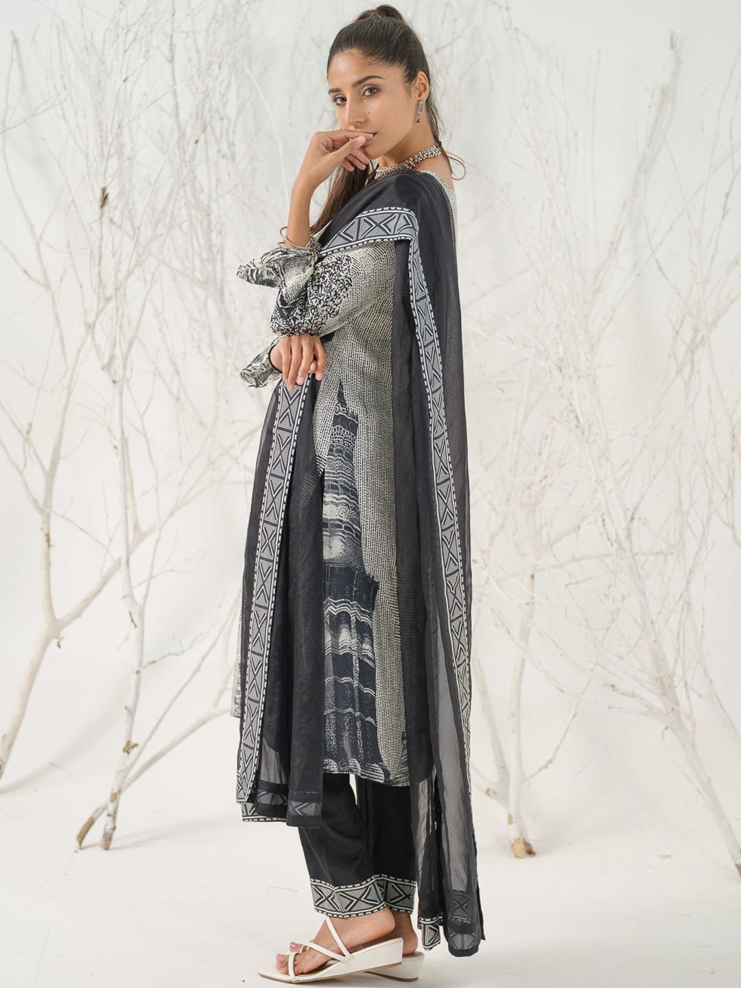 Dhiyona IS Women's Abstract Printed Linen Straight Kurta with Trousers & Dupatta