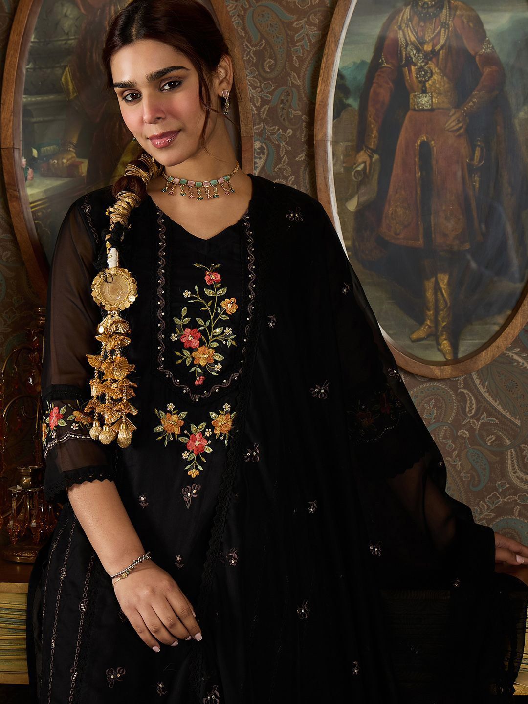 Dhiyona IE Floral Embroidered Sequinned Panelled Organza Kurta With Trousers & Dupatta