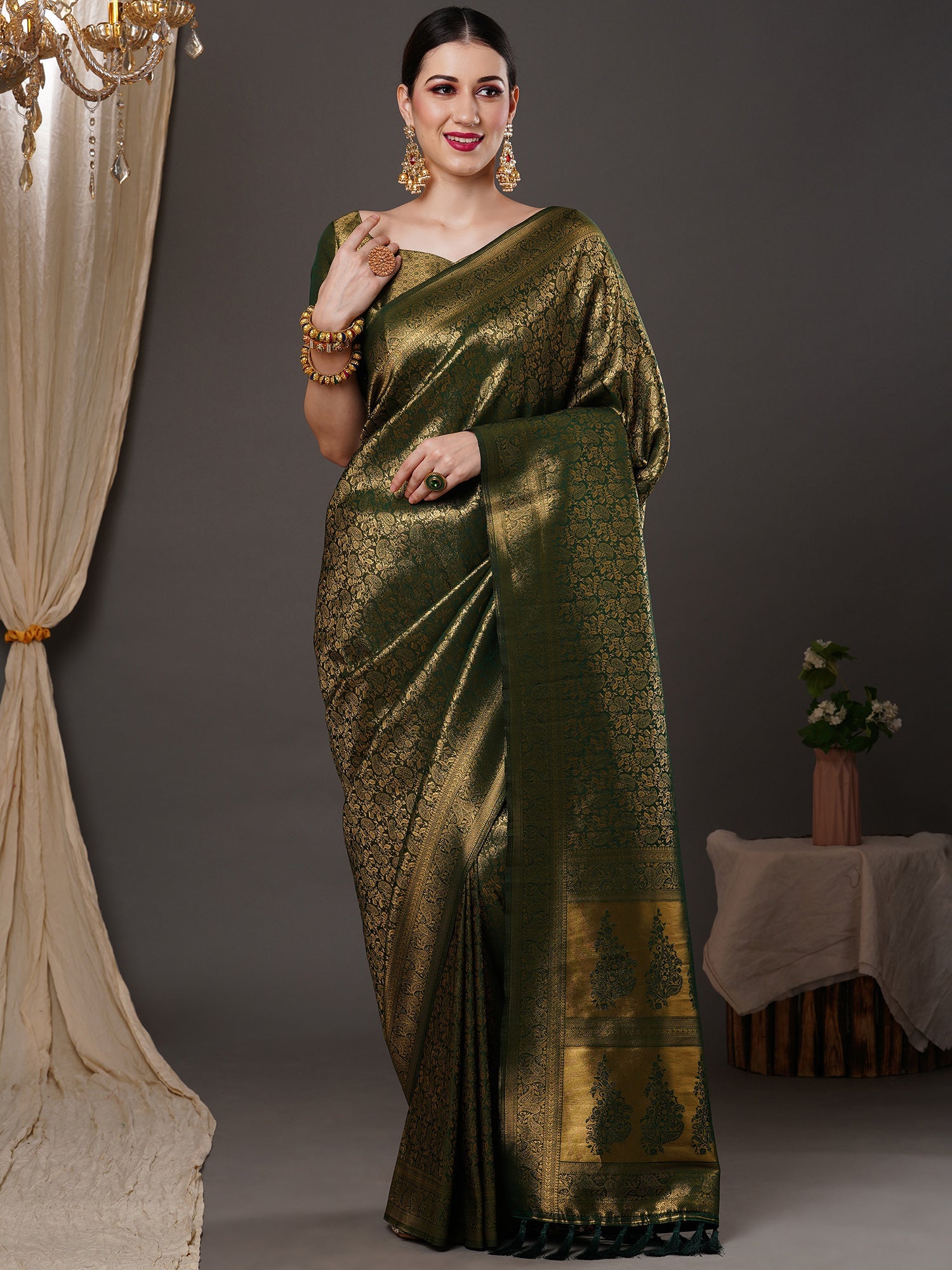 Women's Silk Blend Green Woven Design Designer Saree With Blouse Piece