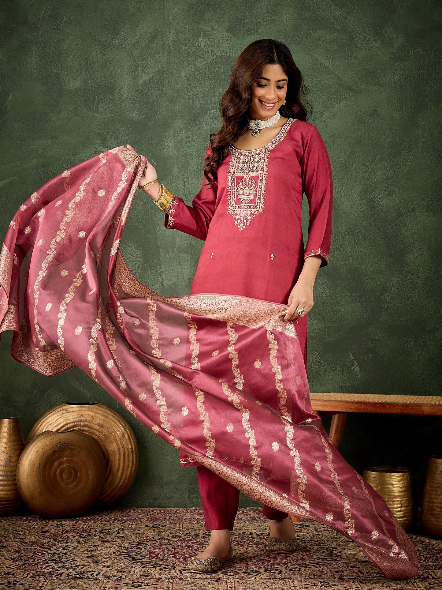 Dhiyona VV Neria Women Ethnic Motifs Embroidered Kurta with Trousers & Dupatta