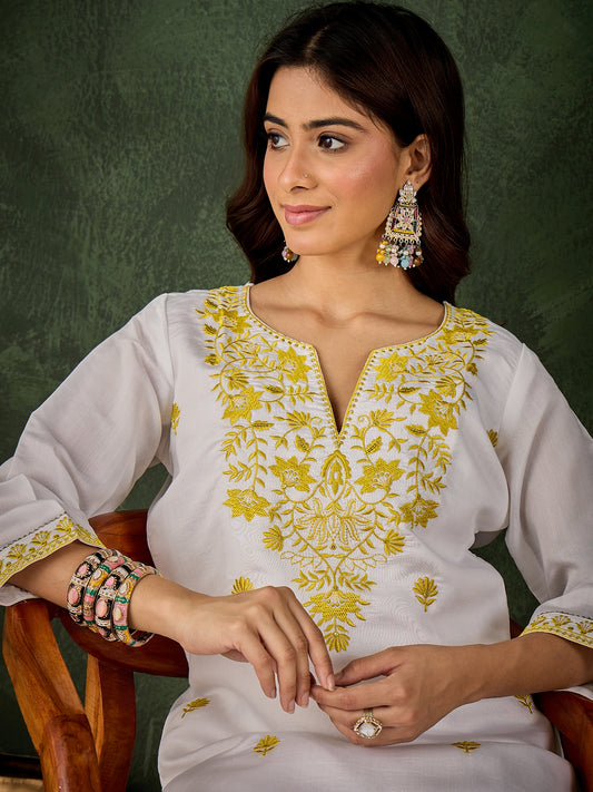 Dhiyona VV Baani Women's Silk Blend Embroidered Straight Kurta & Pant Set