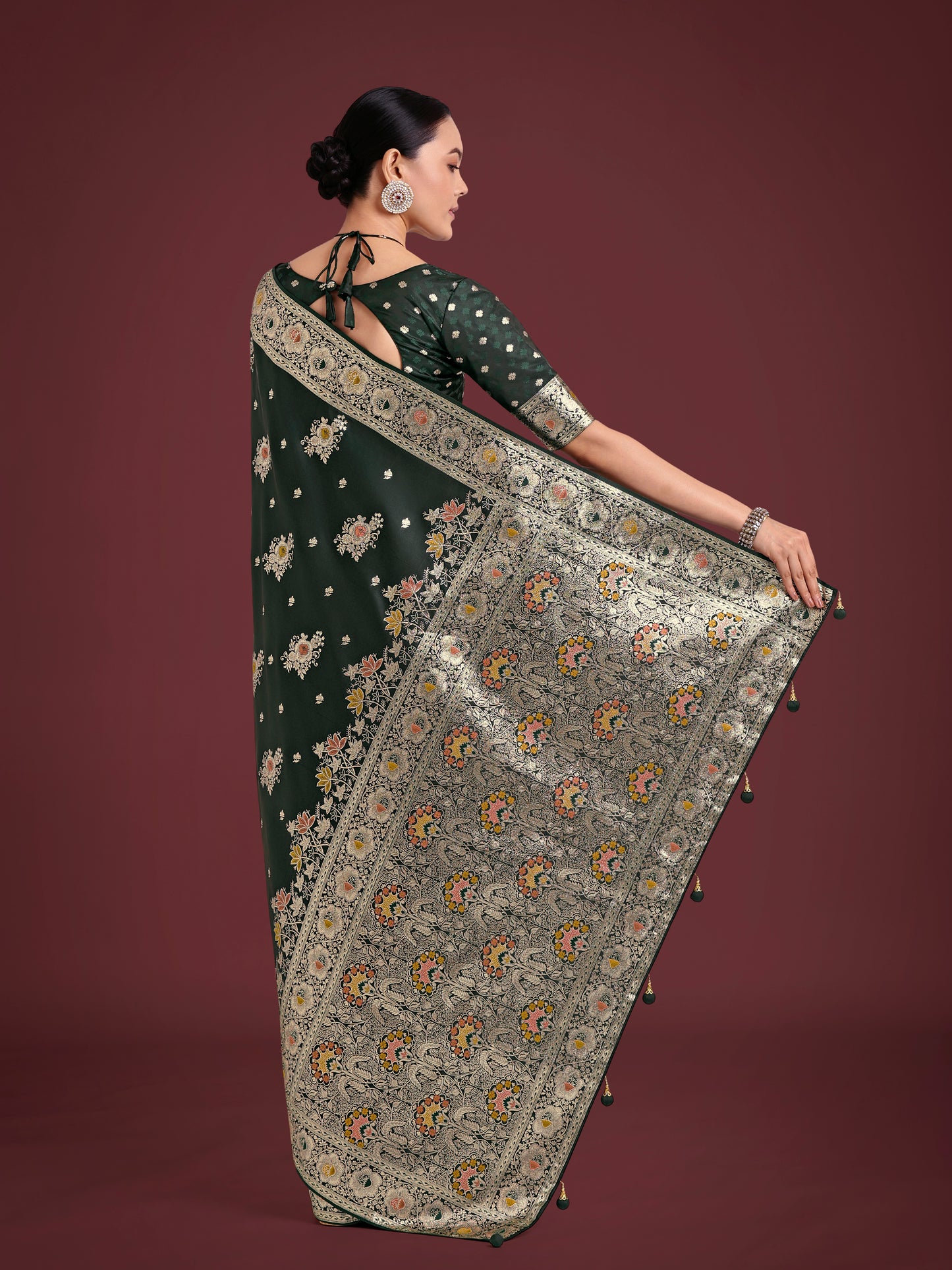 Dhiyona MJ Dark Green Glamour and Tradition With This Zari Woven Banarasi Satin Silk Saree