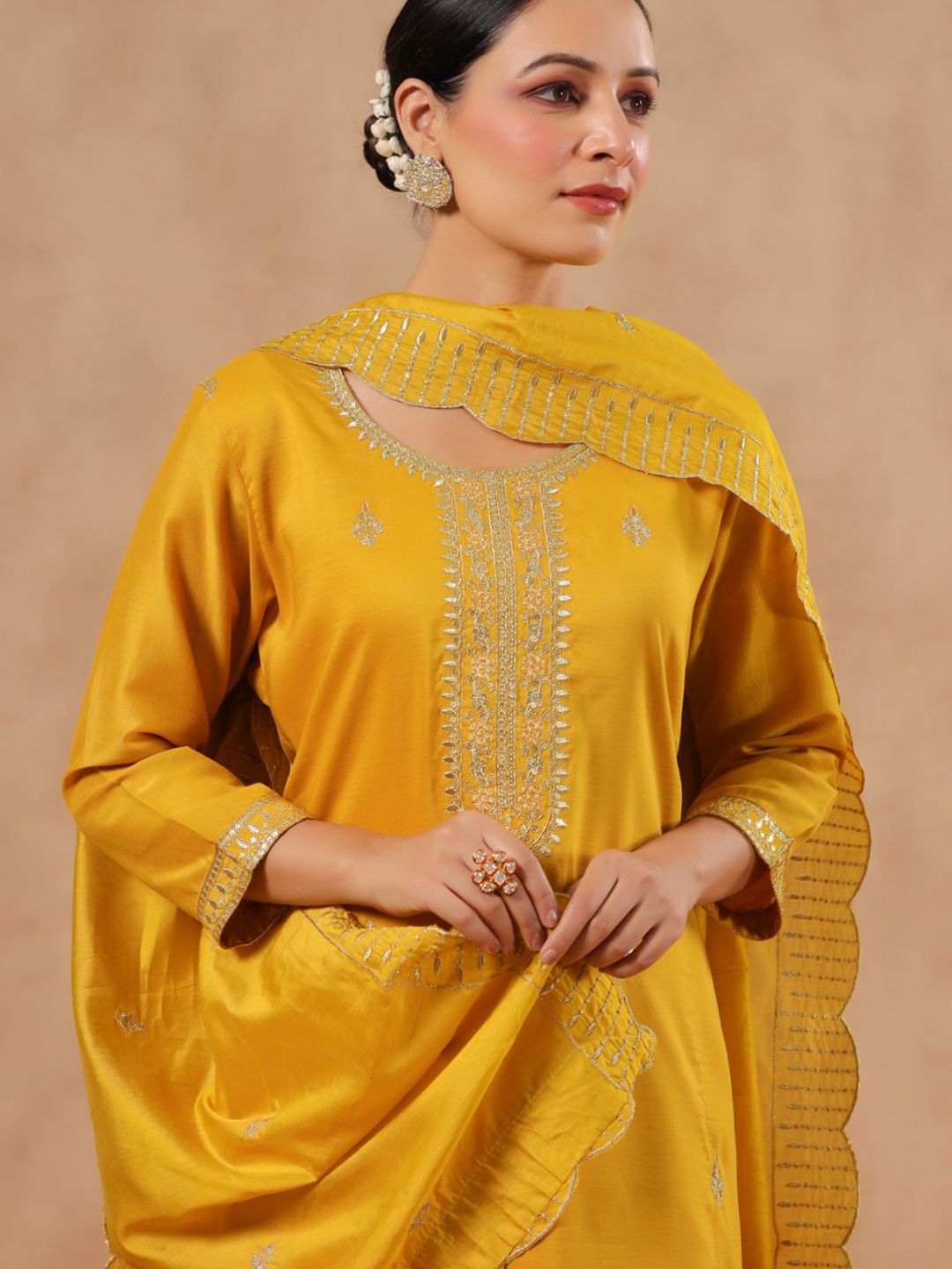 Dhiyona IS Women's Ethnic Motifs Embroidered Sequinned Straight Kurta & Trousers With Dupatta