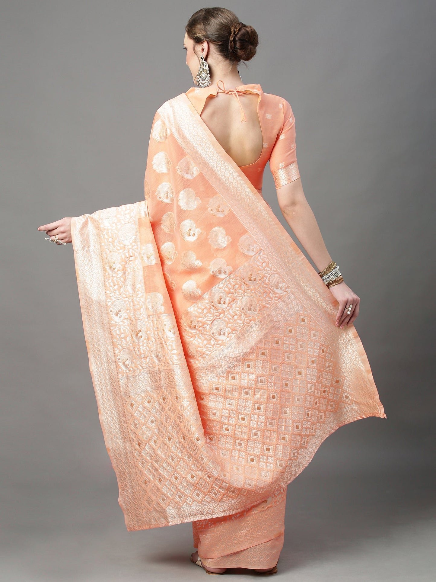 Women's Cotton Silk Peach Woven Design Woven saree With Blouse Piece