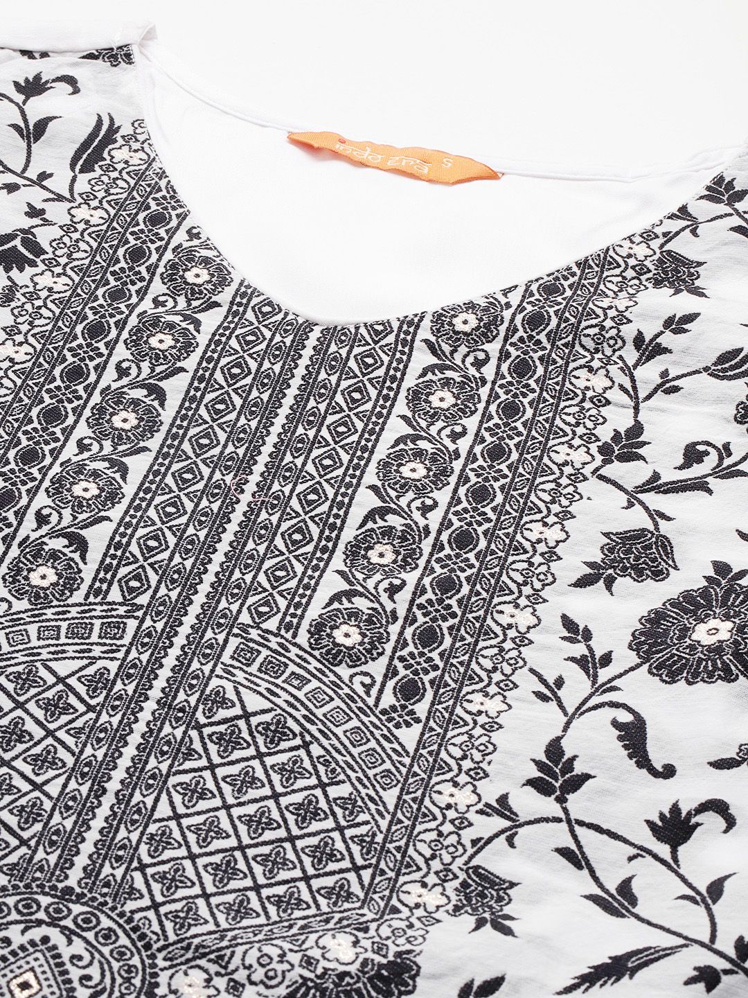 Dhiyona IE Floral Woven Design Kurta With Trousers & Dupatta