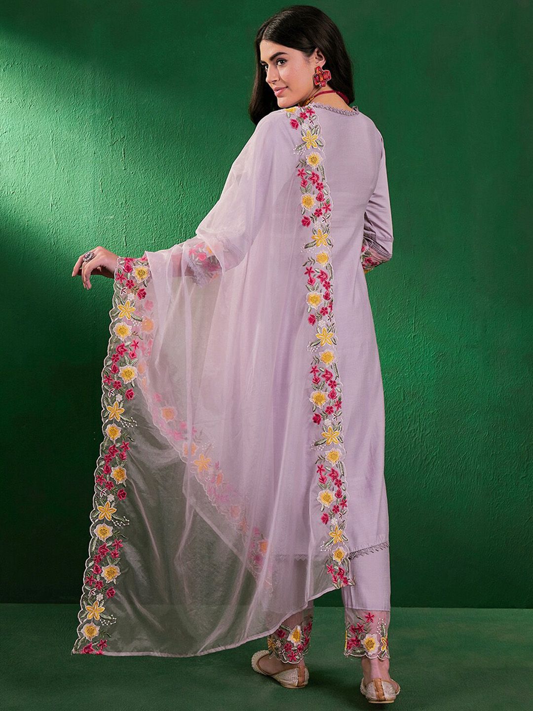 Dhiyona SN Floral Embroidered Schiffli Lace Detail Kurta With Palazzo & Dupatta
