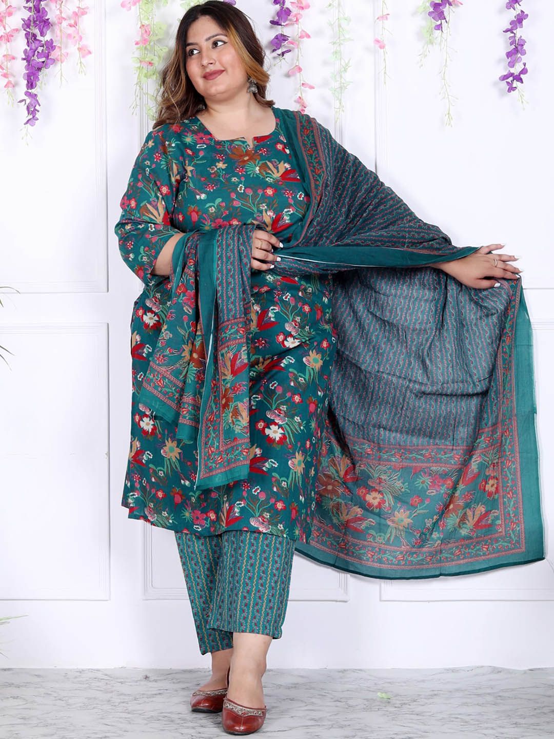 Dhiyona KL Plus Size Floral Printed Regular Pure Cotton Straight Kurta With Trousers & Dupatta