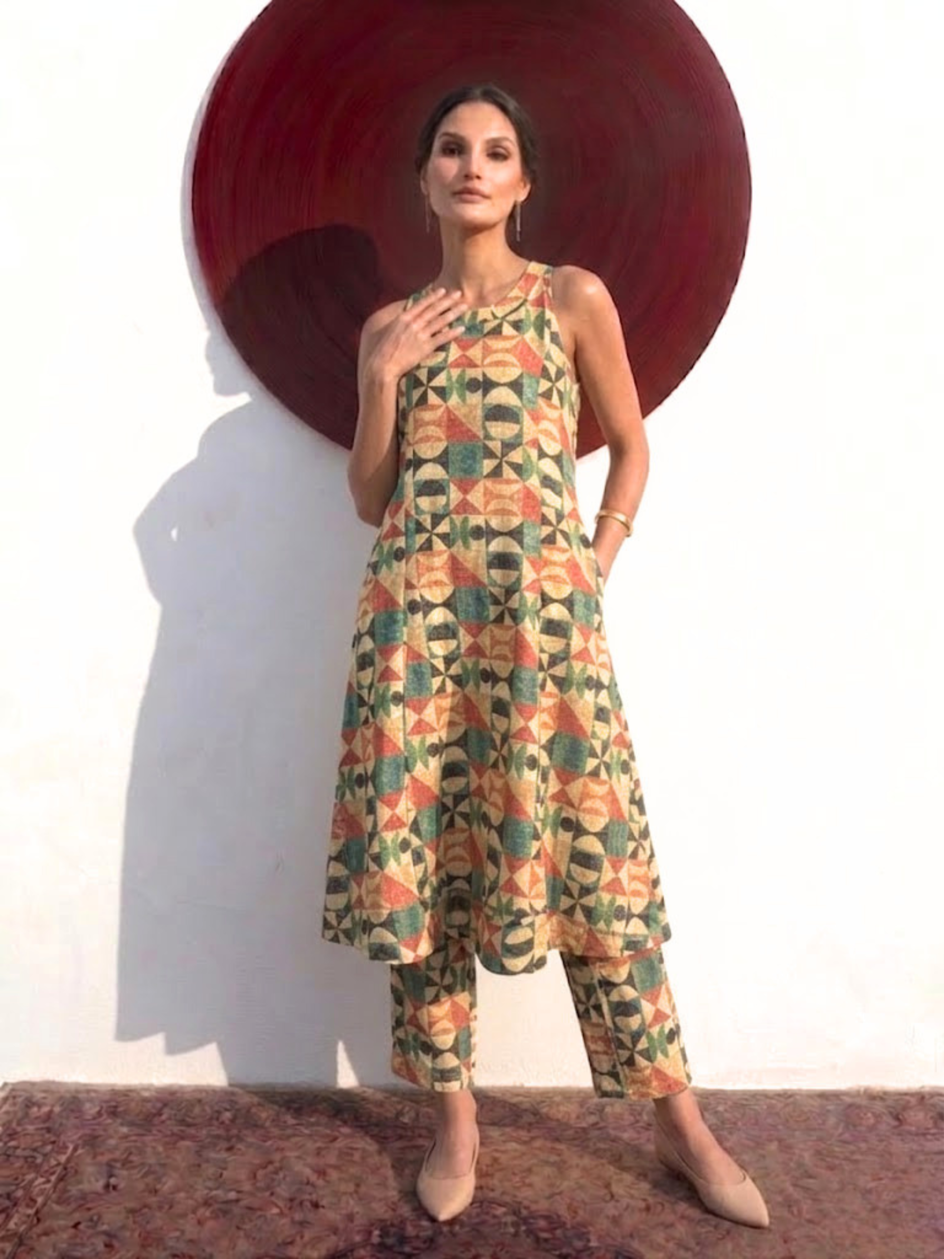 Dhiyona ST 2 pc SET - Geometric Multicolor Printed Linen Sleeveless Kurta and Pant