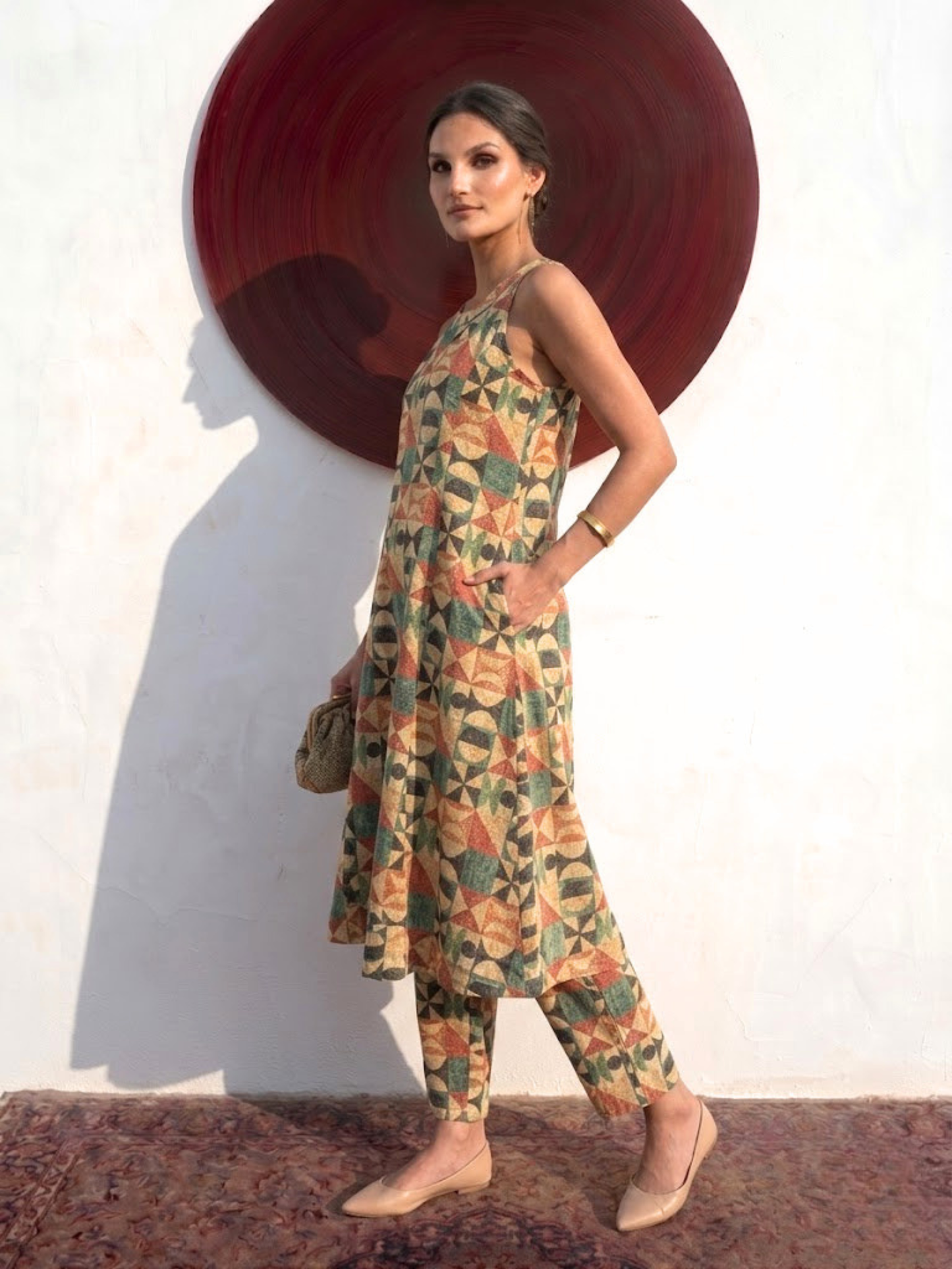 Dhiyona ST 2 pc SET - Geometric Multicolor Printed Linen Sleeveless Kurta and Pant