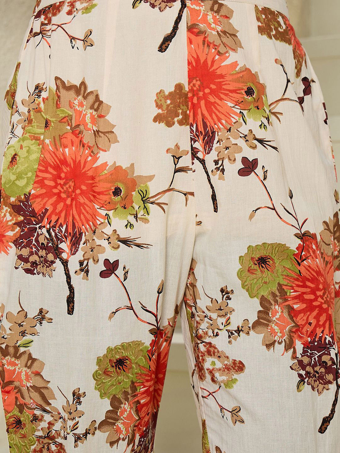 Floral Printed V-Neck Pure Cotton Straight Kurta with Trousers