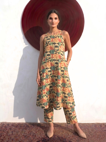 Dhiyona ST 2 pc SET - Geometric Multicolor Printed Linen Sleeveless Kurta and Pant