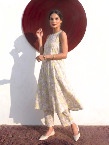 Dhiyona ST 2 pc SET - Lilac and Neon Printed Linen Sleeveless Kurta and Pant