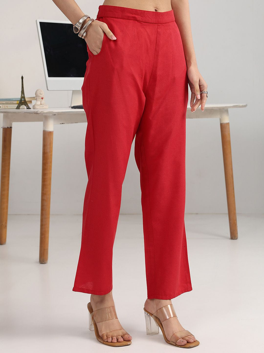 Women Ethnic Motifs Printed Regular Kurta with Trousers & With Dupatta