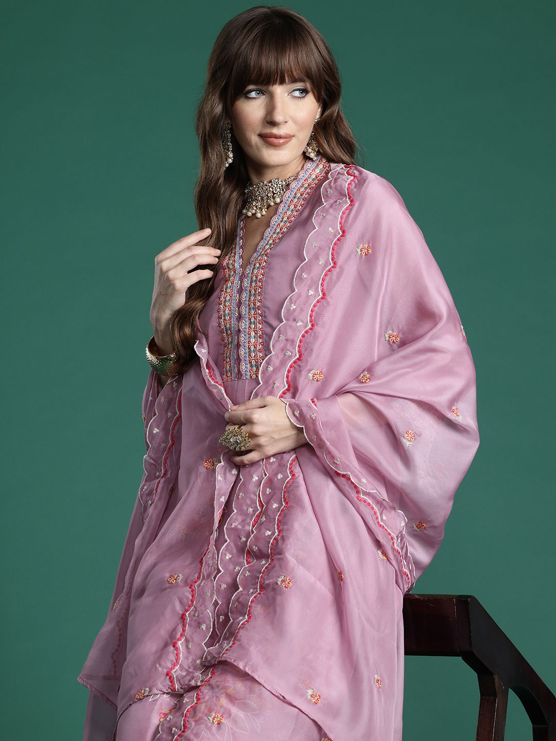 Dhiyona IE Floral Embroidered Thread Work Kurta with Trousers & With Dupatta
