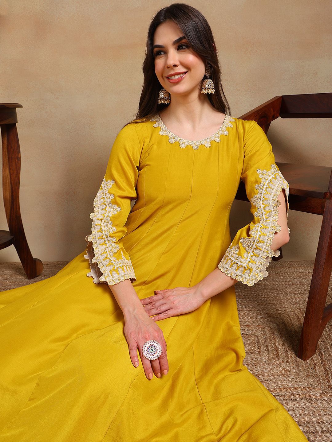Dhiyona KL Women Panelled Thread Work Kurta with Palazzos & With Dupatta