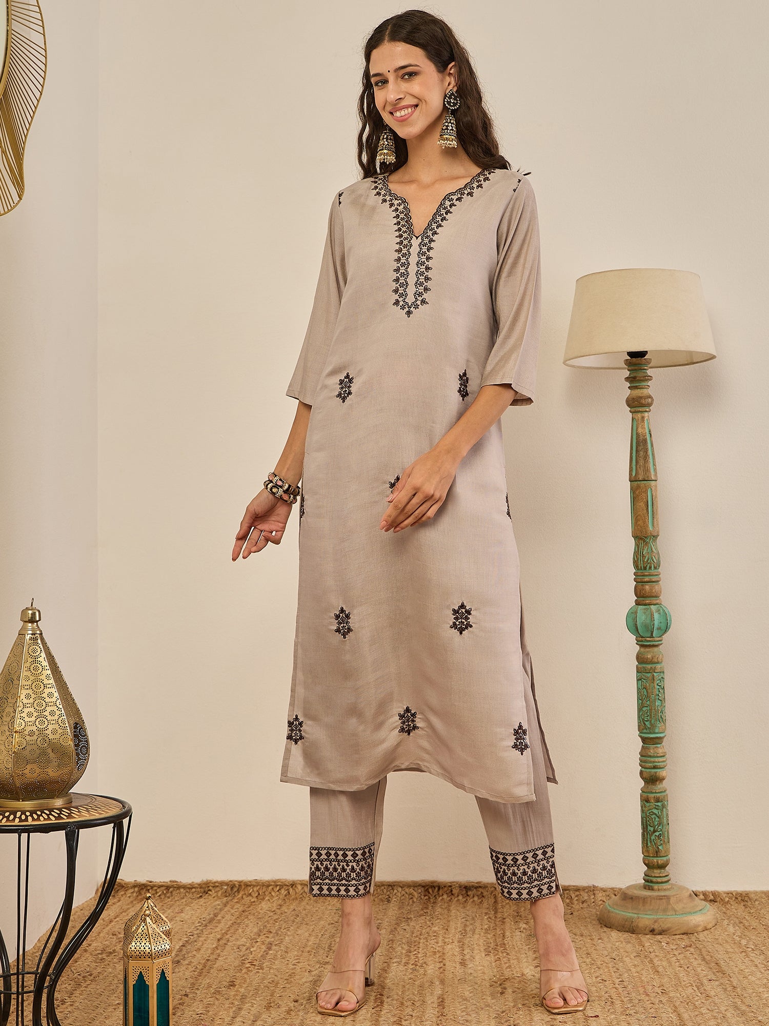 Dhiyona VV Saundh Blue Silk Blend Embroidered Kurta Set Suits