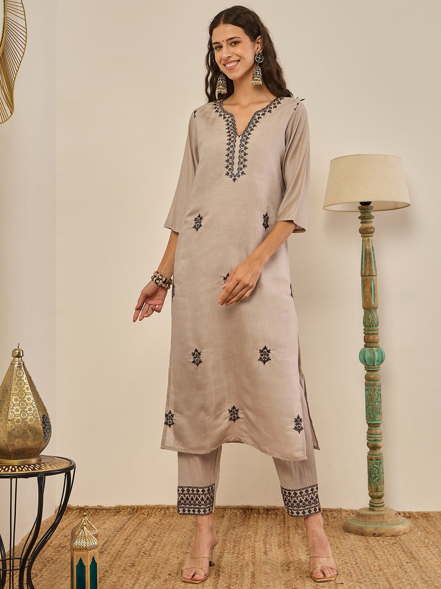 Dhiyona VV Saundh Blue Silk Blend Embroidered Kurta Set Suits