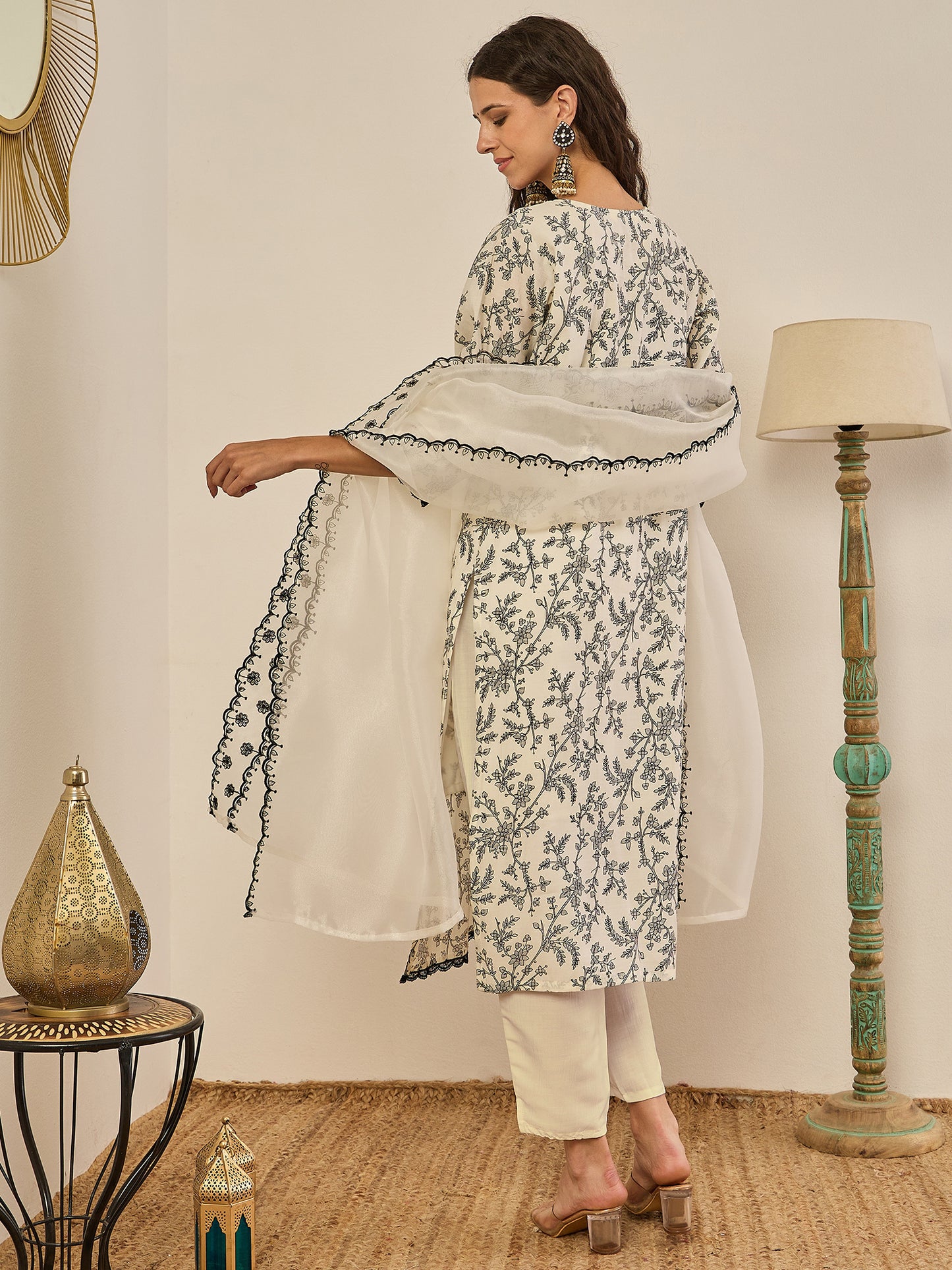 Dhiyona VV Vyomika Cream Silk Blend Kurta with Trousers & Dupatta Suits
