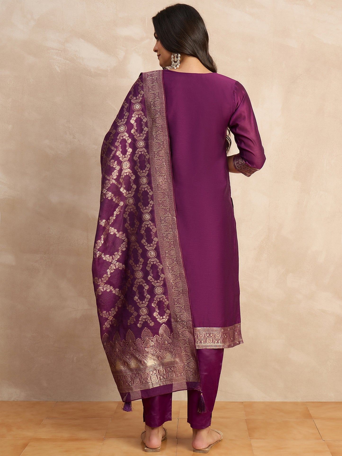 Dhiyona VV Paneri Purple Women's Silk Blend Banarasi Jacquard Zari Woven Straight Kurta Pant with Dupatta Set