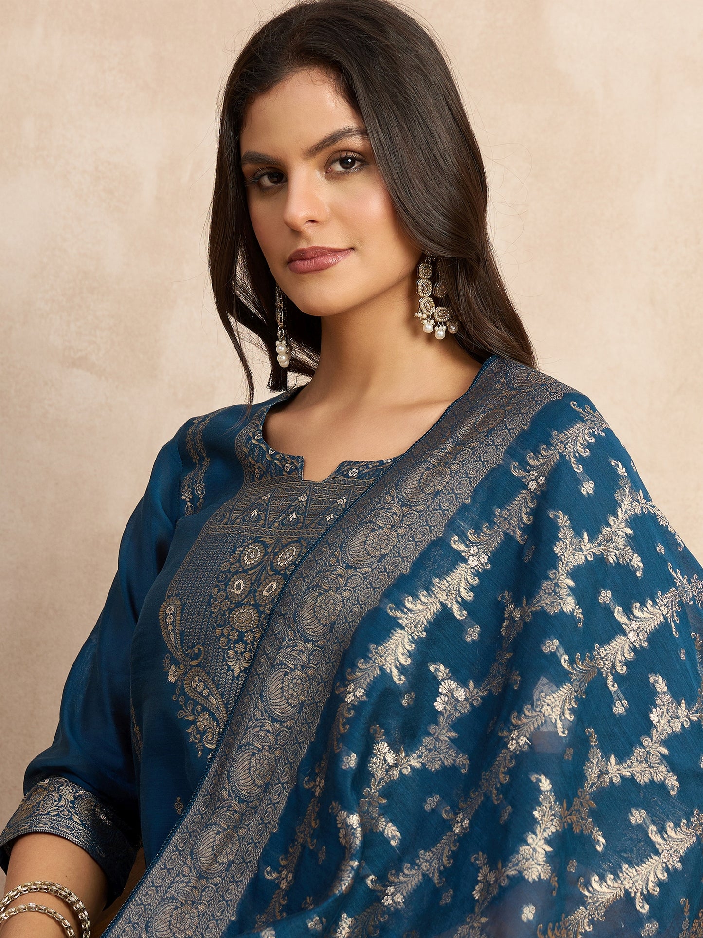 Dhiyona VV Paneri Teal blue Women's Silk Blend Banarasi Jacquard Zari Woven Straight Kurta Pant with Dupatta Set