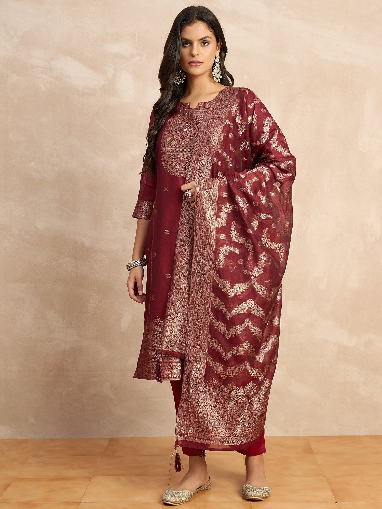 Dhiyona VV Paneri Red Women's Silk Blend Banarasi Jacquard Zari Woven Straight Kurta Pant with Dupatta Set