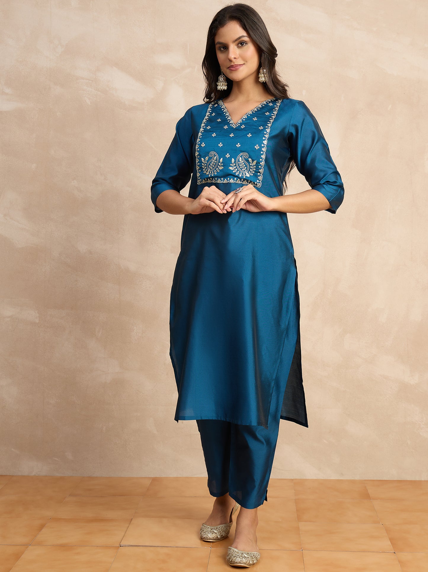 Dhiyona VV Aakar Teal Women's Silk Blend Embroidery Kurta Pant Set with Dupatta