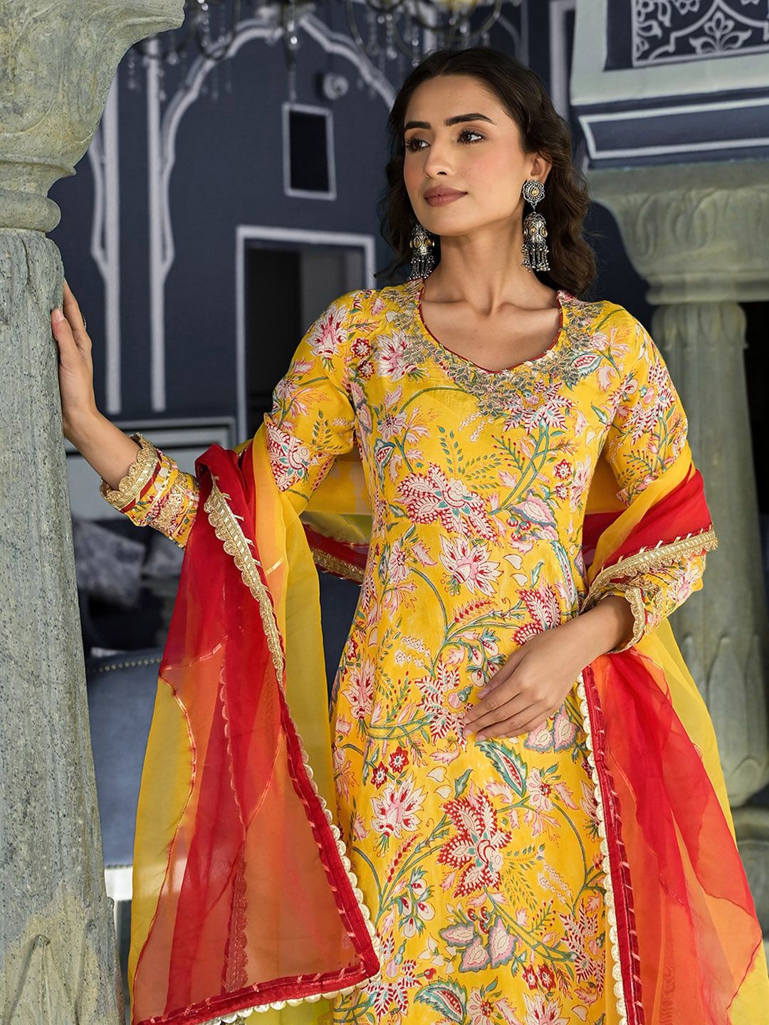 Dhiyona KL Floral Printed Thread Work Anarkali Kurta & Trousers With Dupatta
