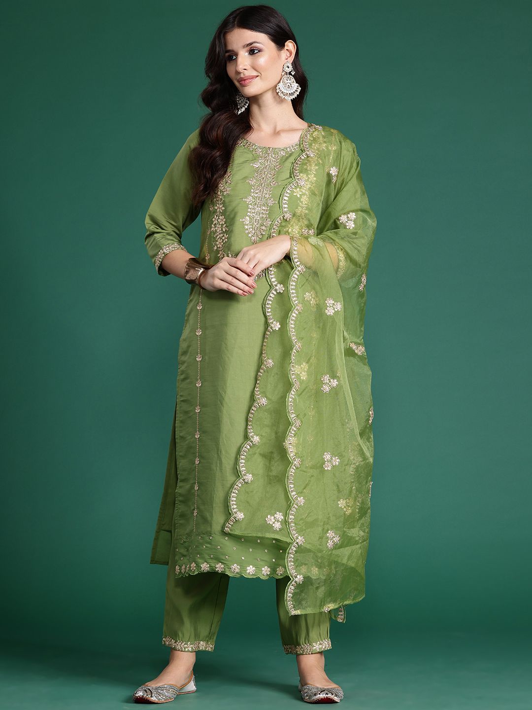 Dhiyona IE Ethnic Motifs Embroidered Gotta Patti Kurta With Trousers & Dupatta