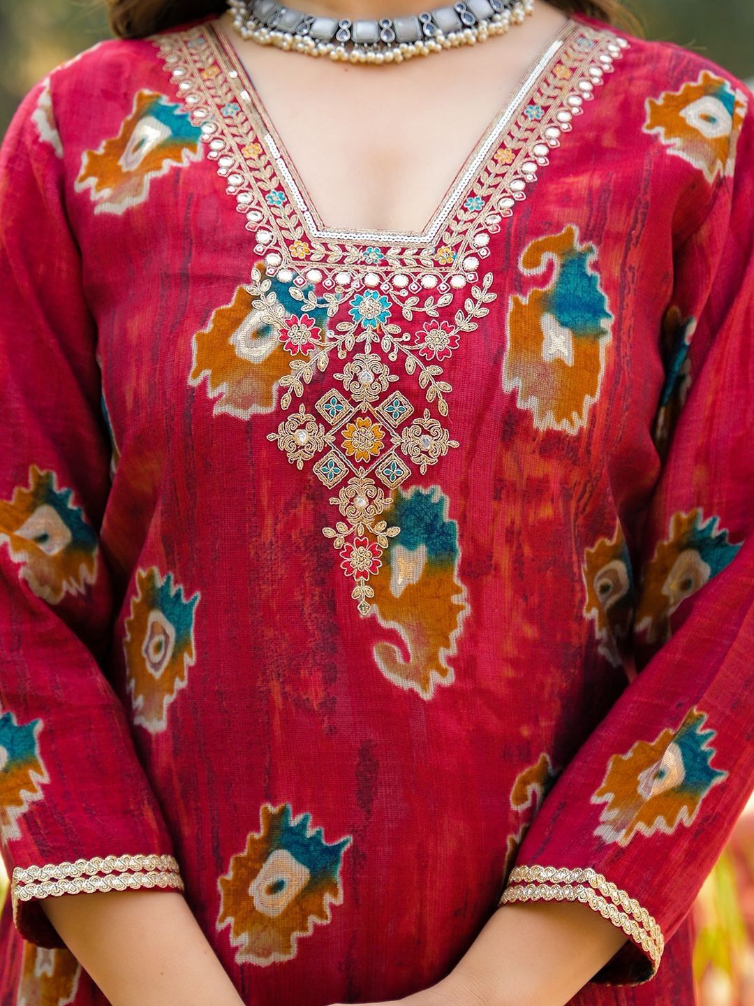 Dhiyona KL Women Ethnic Motifs Printed Regular Kurta with Trousers & With Dupatta