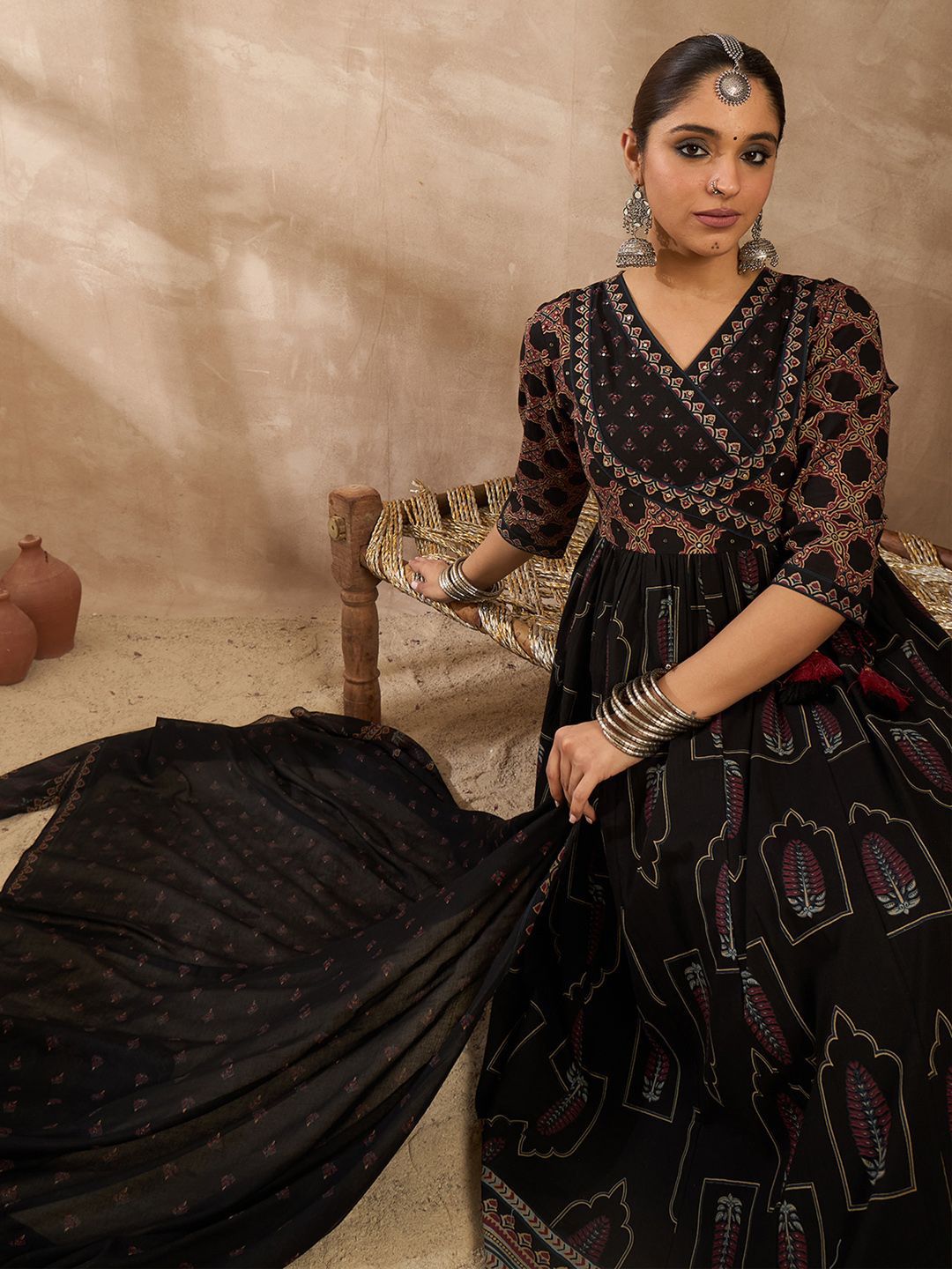Dhiyona IE Women Ethnic Motifs Printed Pleated Beads and Stones Pure Cotton Kurta with Trousers & With Dupatta
