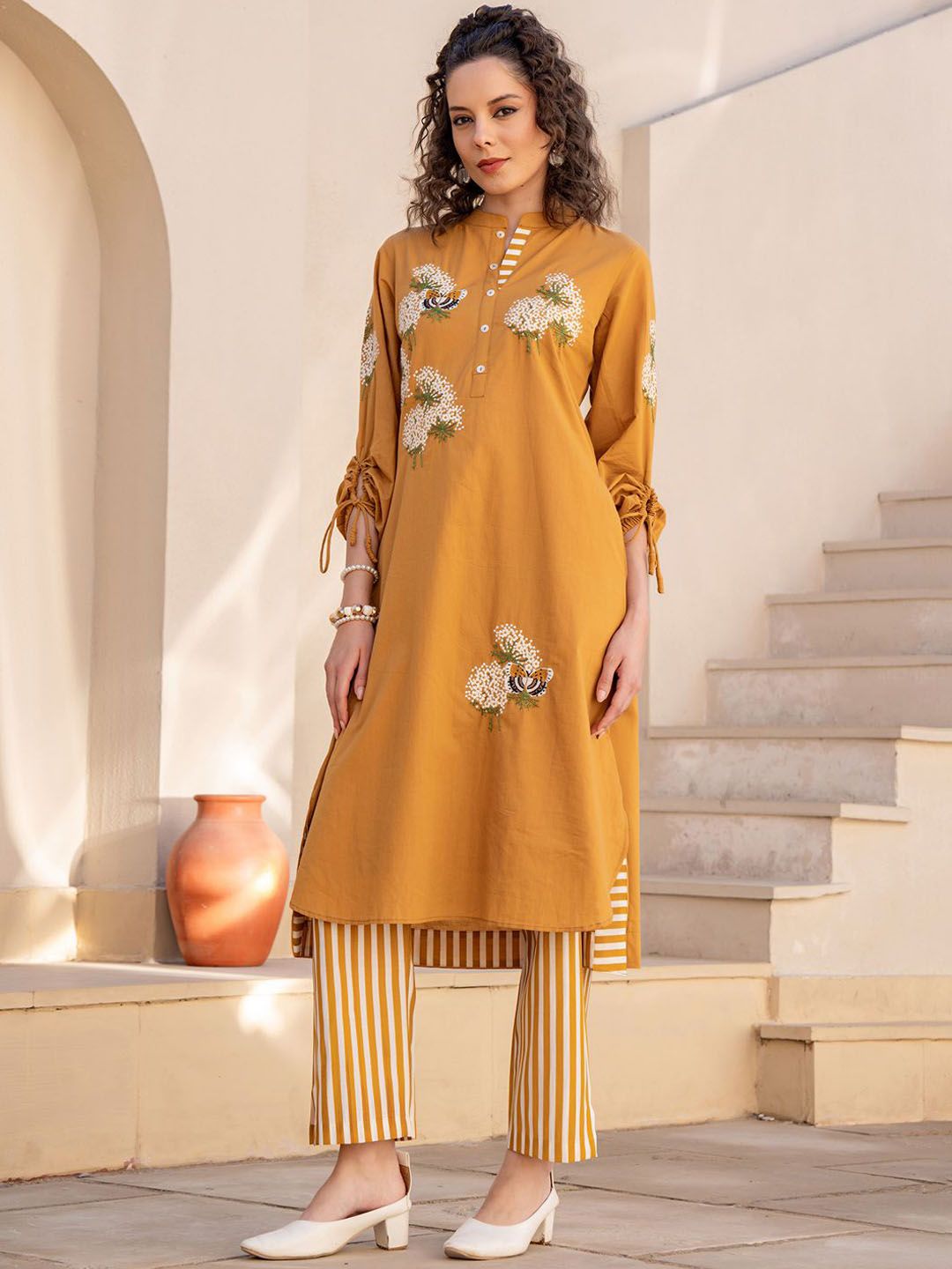 Floral Embroidered Mandarin Collar Pure Cotton Kurta With Trousers