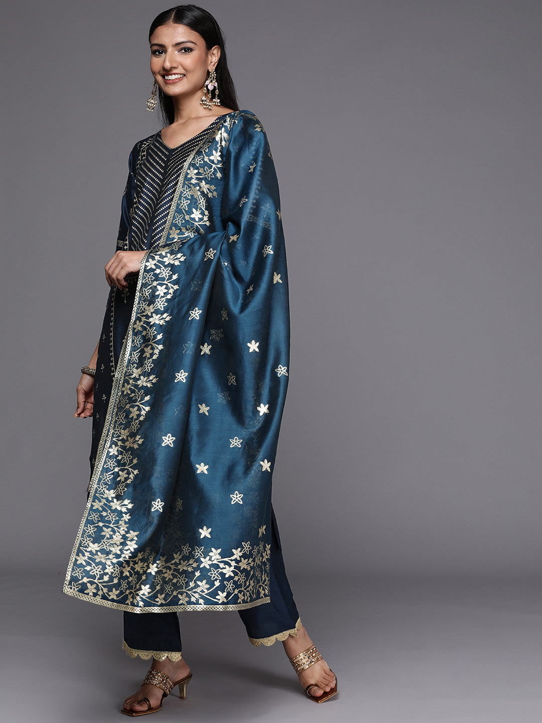 Women Blue Floral Printed Chanderi Silk Kurta with Trousers & Dupatta