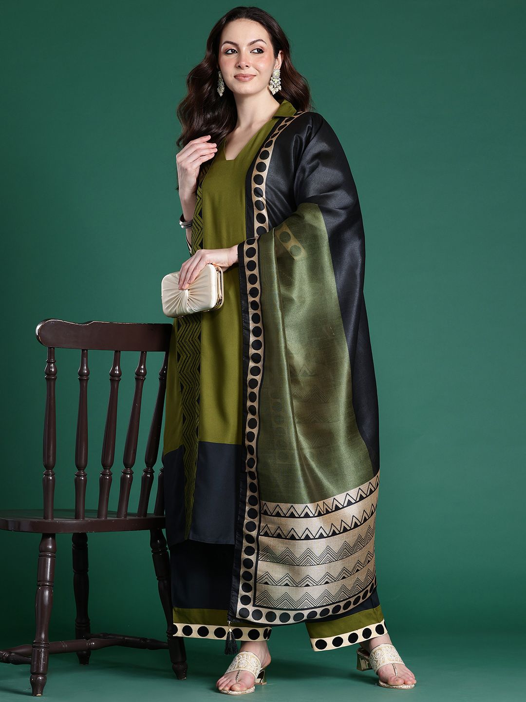 Dhiyona IE Geometric Printed Regular Kurta with Palazzos & With Dupatta
