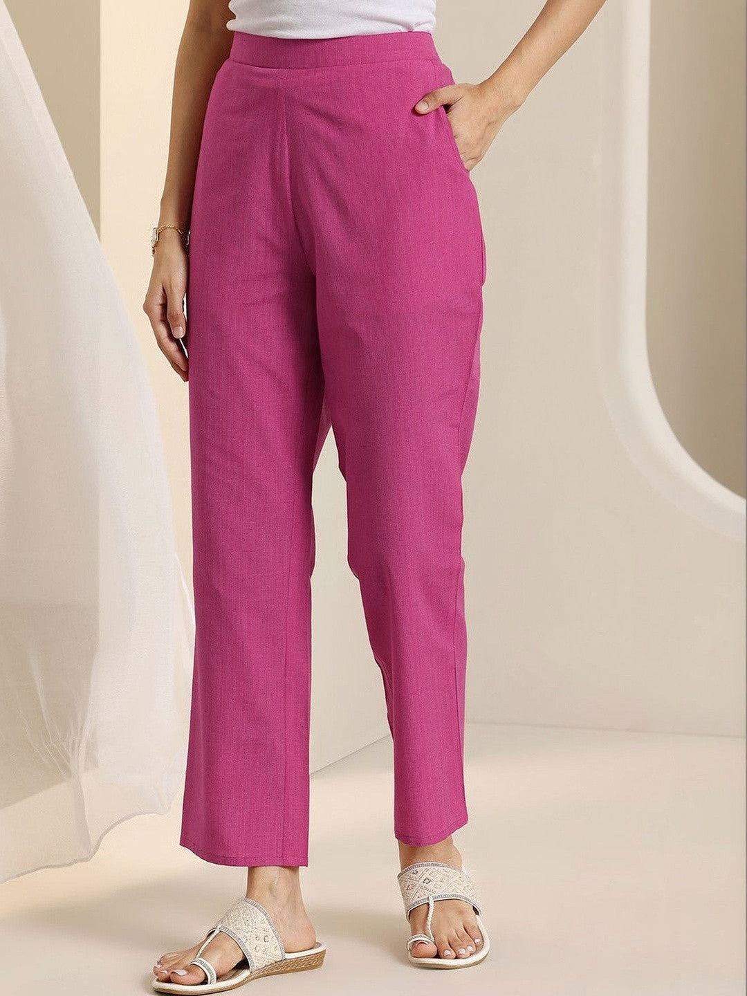 Women Printed Regular Thread Work Kurta with Trousers & With Dupatta