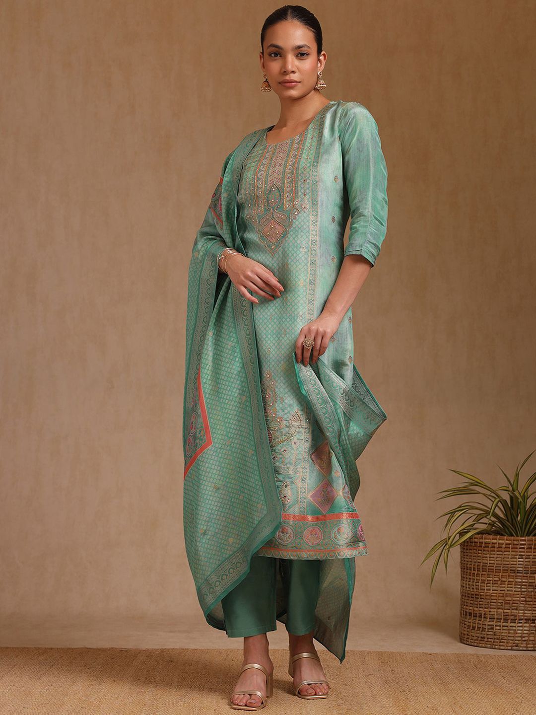Dhiyona SO Women's Women Ethnic Motifs Embroidered Regular Beads and Stones Kurta with Trousers & With Dupatta