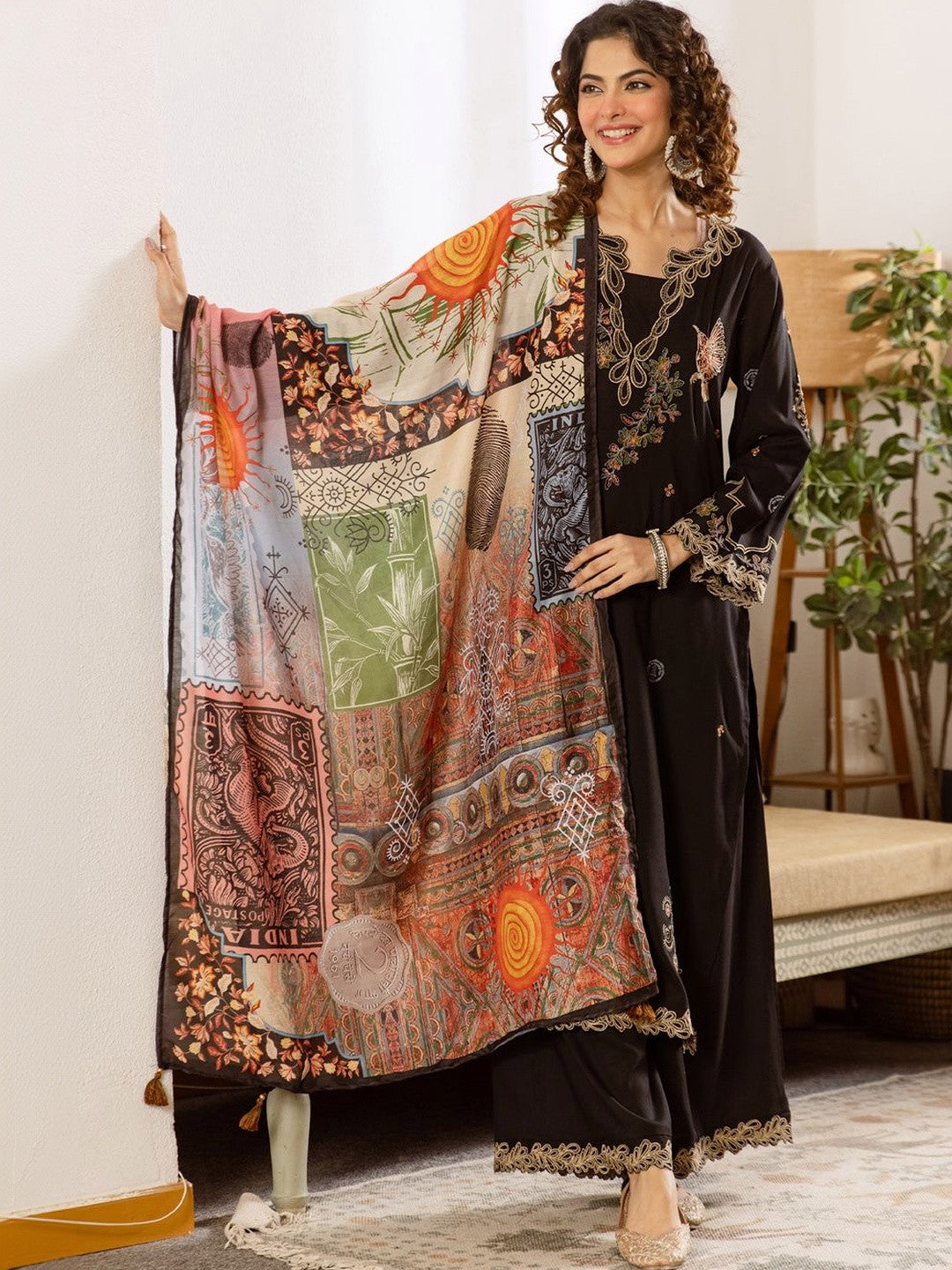Women Ethnic Motifs Embroidered Regular Thread Work Kurta with Palazzos & With Dupatta