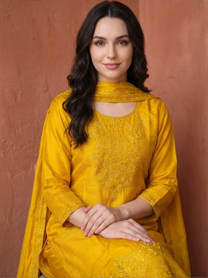 Women Ethnic Motifs Embroidered Regular Thread Work Kurta with Trousers & With Dupatta