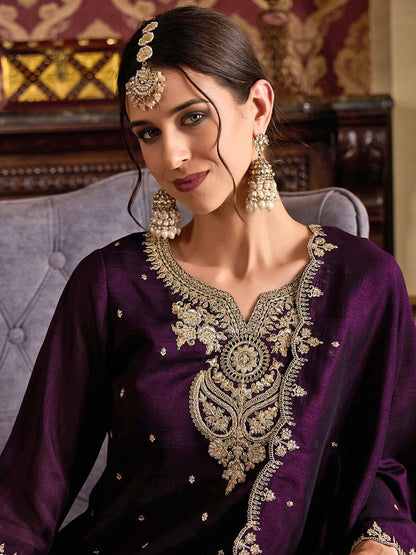 Dhiyona CH Women Ethnic Motifs Embroidered Regular Chinon Kurta with Palazzos & Dupatta